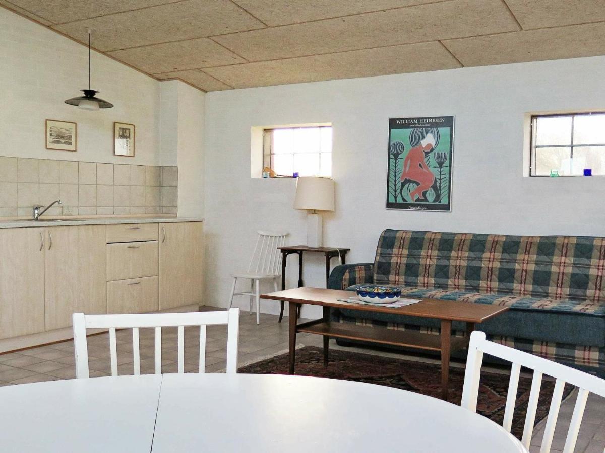 4 Person Holiday Home In Lemvig Trans Habitación foto